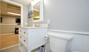 325 Lake Dr, Glocester, RI 02814