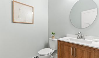 907 Richville Rd, Standish, ME 04084