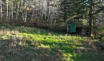 17360 MOUNTAIN Dr, Brookings, OR 97415