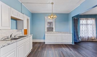 5839 McMillan St, Allen Park, MI 48209