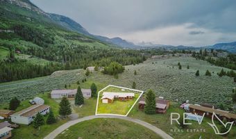 31 Posten Rd, Cody, WY 82414