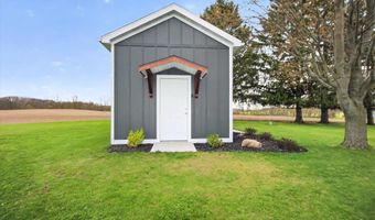 6410 W Madison Rd, Alma, MI 48801