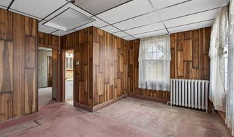 108 W 2ND St, Alburtis, PA 18011