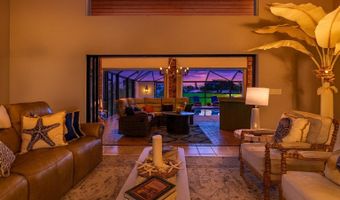 427 Glenbrook Dr, Atlantis, FL 33462