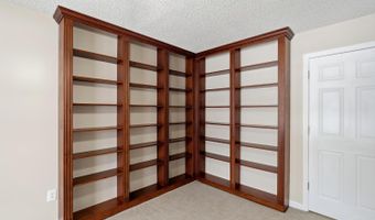 1776 Thall Dr, Hamilton, OH 45013