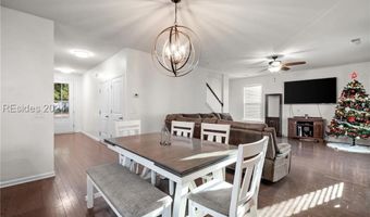 37 Kings Cross Ct, Beaufort, SC 29902