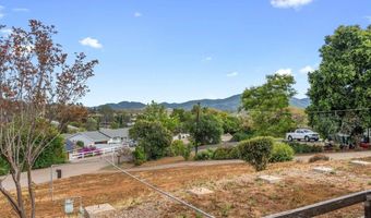 10765 Lupin Way, La Mesa, CA 91941