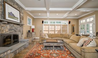 7505 MARBURY Rd, Bethesda, MD 20817