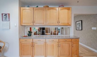 990 Hillview Dr, Blackfoot, ID 83221