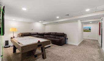 10 Lilac Ct, Bedford, NH 03110