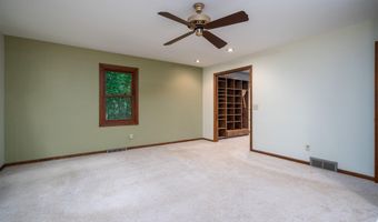 970 Cramton Ave NE, Ada, MI 49301