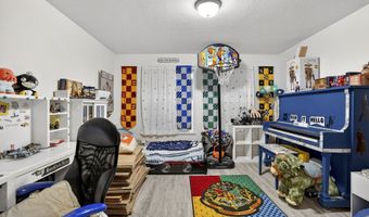 10535 SW CRESTWOOD Dr, Beaverton, OR 97008