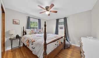 7 Englewood Rd, Coventry, RI 02816