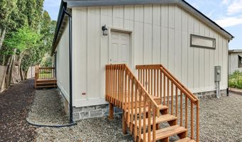 19572 Lakewood Ct, Aurora, OR 97002