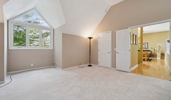 985 Goldenrod Trl, Aurora, OH 44202
