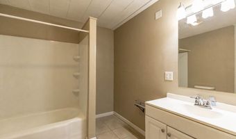 834 S A St, Arkansas City, KS 67005
