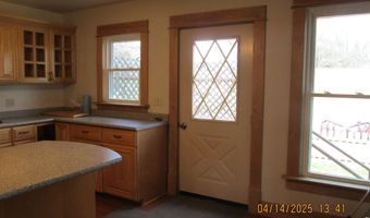 102 E 12th St, Atlantic, IA 50022