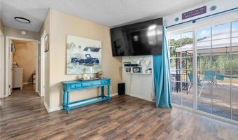 1307 W Palm Dr, Aransas Pass, TX 78336