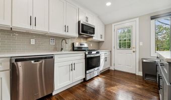 102 JAMESTOWN Rd, Belle Mead, NJ 08502