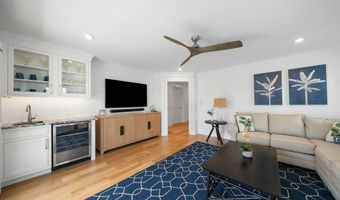 169 16th St, Avalon, NJ 08202