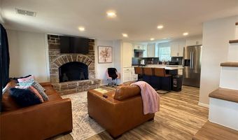 153 Cattail Trl, Millsap, TX 76066