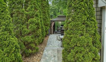 127 Jefferson Rd, Belmont, NH 03220