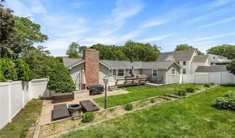 64 Dean St, Cranston, RI 02920