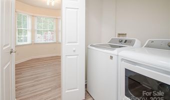 7111 Sythe Ct, Charlotte, NC 28226
