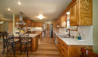 6152 County Road O-527, Ava, MO 65608