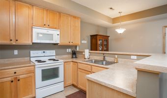 1735 34th Ave SW 1, Altoona, IA 50009