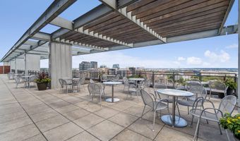 2001 15TH St N 506, Arlington, VA 22201