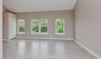 1892 Lindsay Ln, Ann Arbor, MI 48104