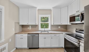 40 Newton St, Berlin, CT 06037
