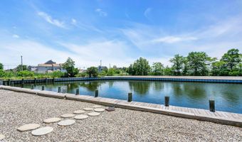 20 Skimmer Ln 55, Bayville, NJ 08721