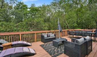 167 Valley View Dr, Albrightsville, PA 18210