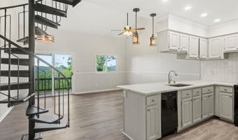 3 Telemark Dr 10, Alloway, NJ 07462