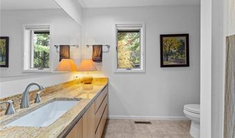 1711 W Church Rd, Alden, WI 54026