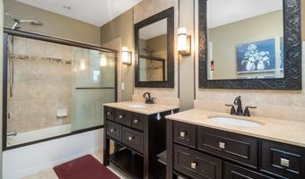 2429 S FRONT St, Allentown, PA 18103