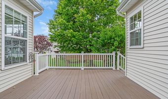 5 Minot Light Ct, Barnegat, NJ 08005