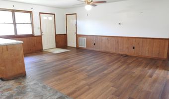 729 Darlington St, Calhoun Falls, SC 29628