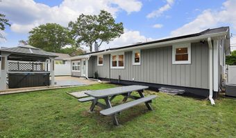 539 Mizzen Ave, Beachwood, NJ 08722