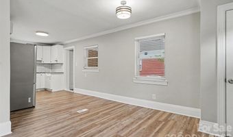 2728 Arnold Dr, Charlotte, NC 28205