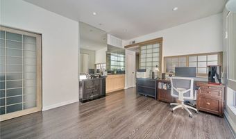 1927 Glendon Ave 201, Los Angeles, CA 90025