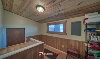 760 Lane 41, Burlington, WY 82411
