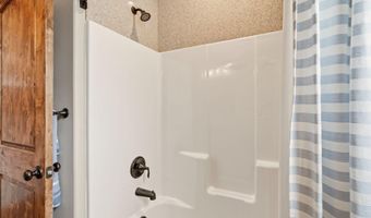 150 Links Dr, Blanchard, ID 83804