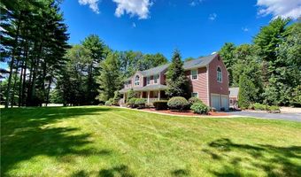 14 Bourget Ct, North Smithfield, RI 02896