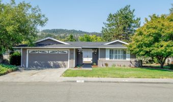137 Valley Lakes Dr, Santa Rosa, CA 95409
