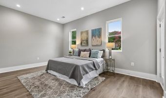 735 N GEORGE MASON Dr, Arlington, VA 22203