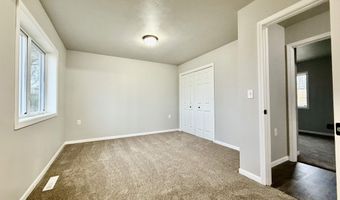 822 Heritage St, Belle Fourche, SD 57717