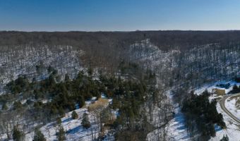 6033 Siemon Rd, Batesville, IN 47006